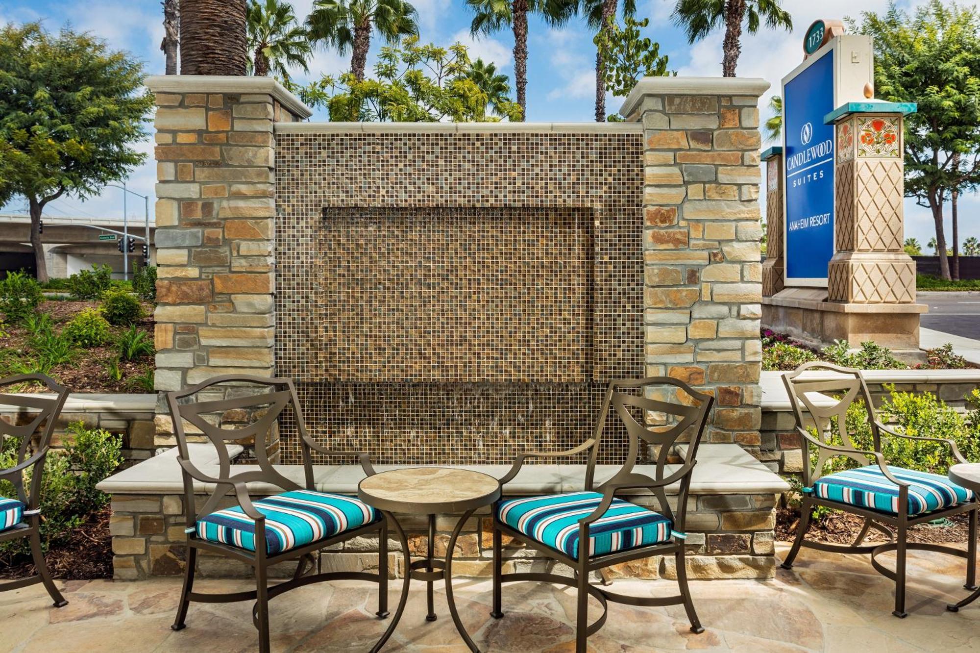 Candlewood Suites Anaheim - Resort Area By Ihg Экстерьер фото