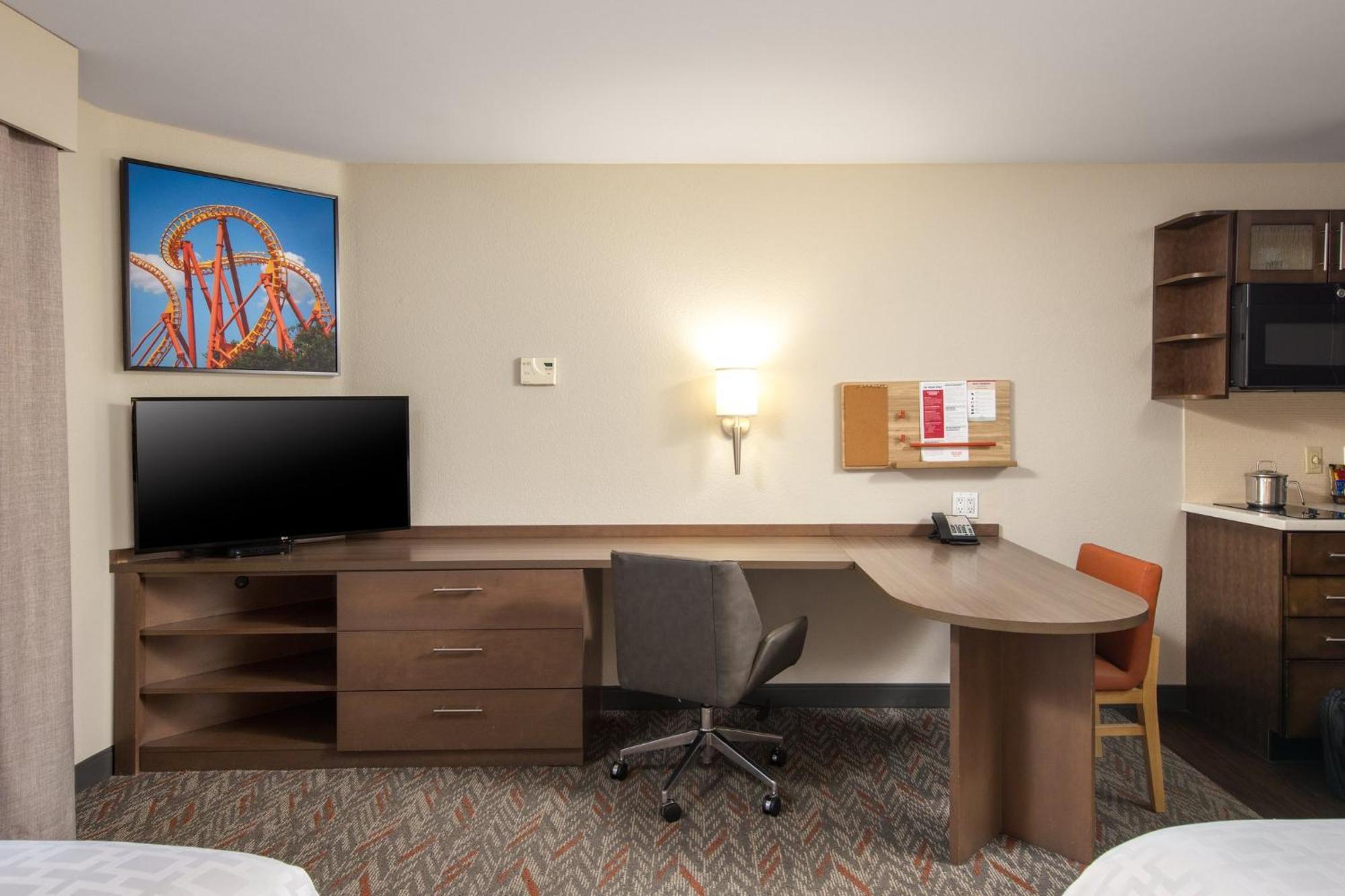 Candlewood Suites Anaheim - Resort Area By Ihg Экстерьер фото