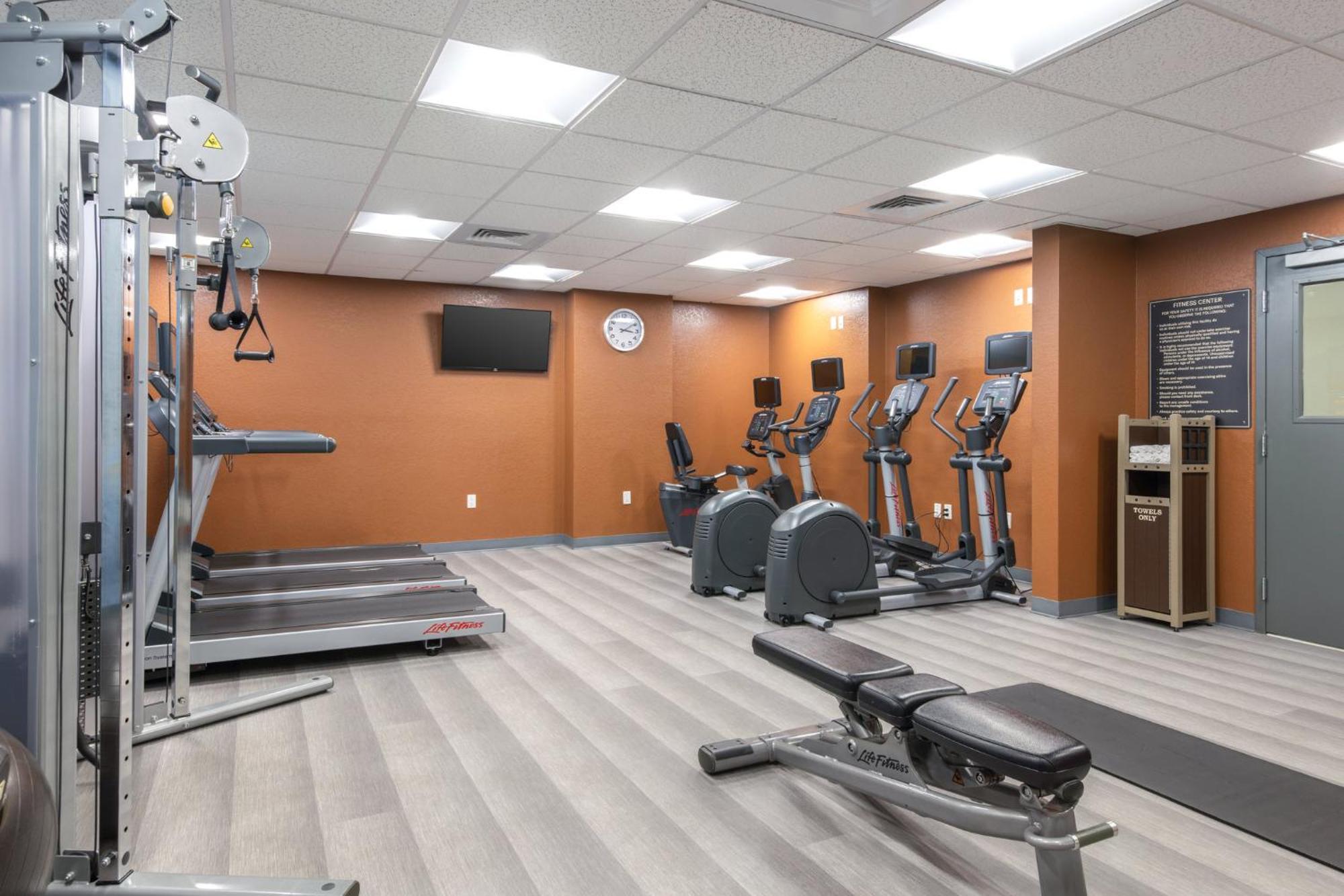 Candlewood Suites Anaheim - Resort Area By Ihg Экстерьер фото