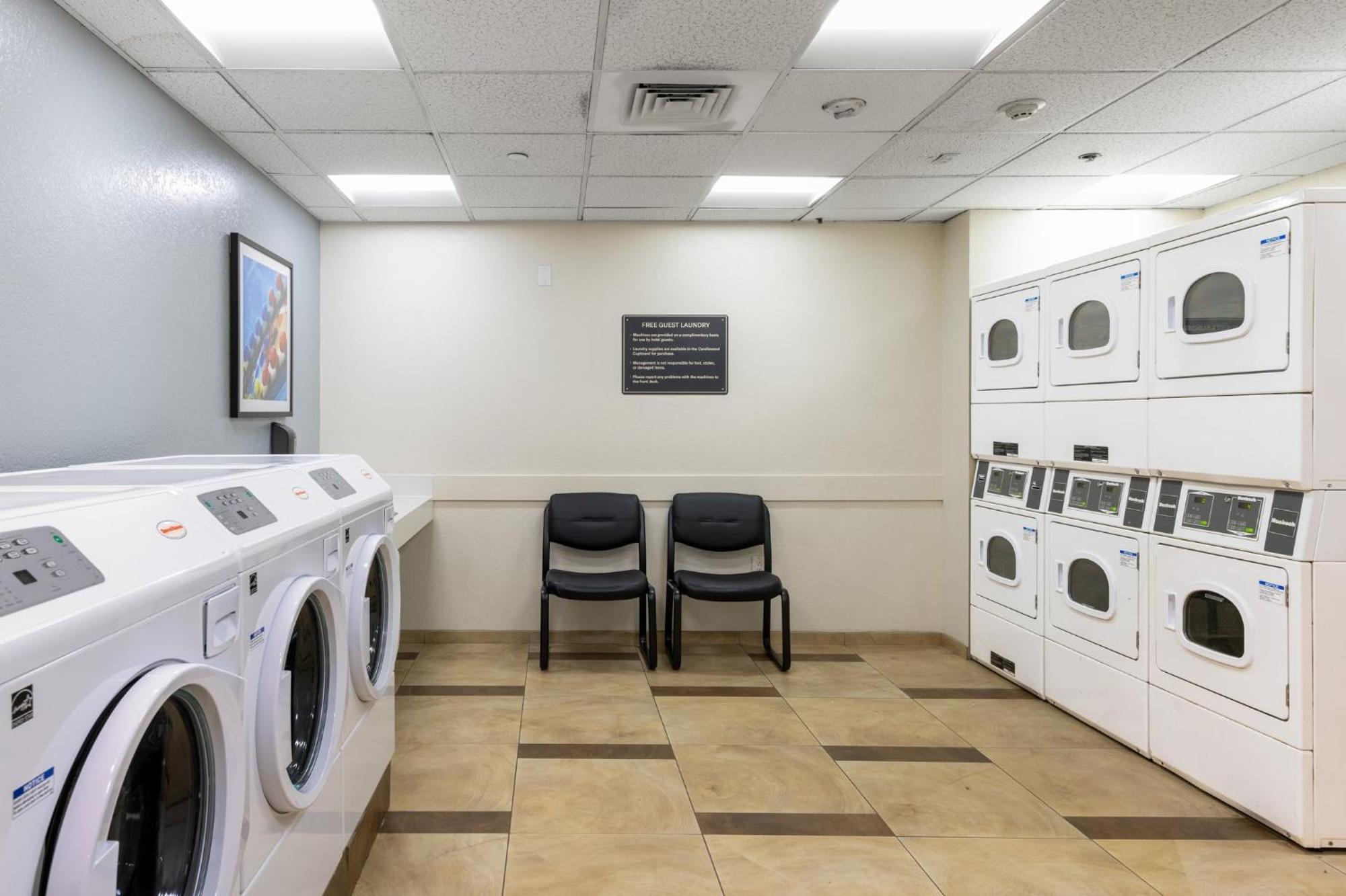 Candlewood Suites Anaheim - Resort Area By Ihg Экстерьер фото